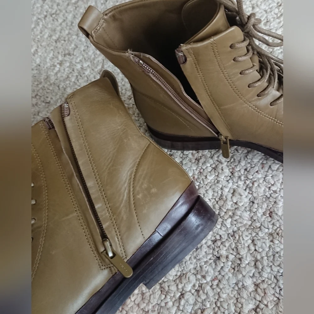 Vince Cooper Leather Cypress green  Leather Boots Size 5.5